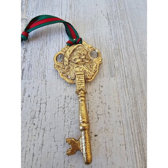 Metal Santa magical key ornament lifelike life-size gold Xmas tree - Picture 1 of 5